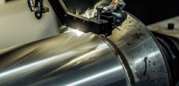 中缸宽光斑激光熔覆